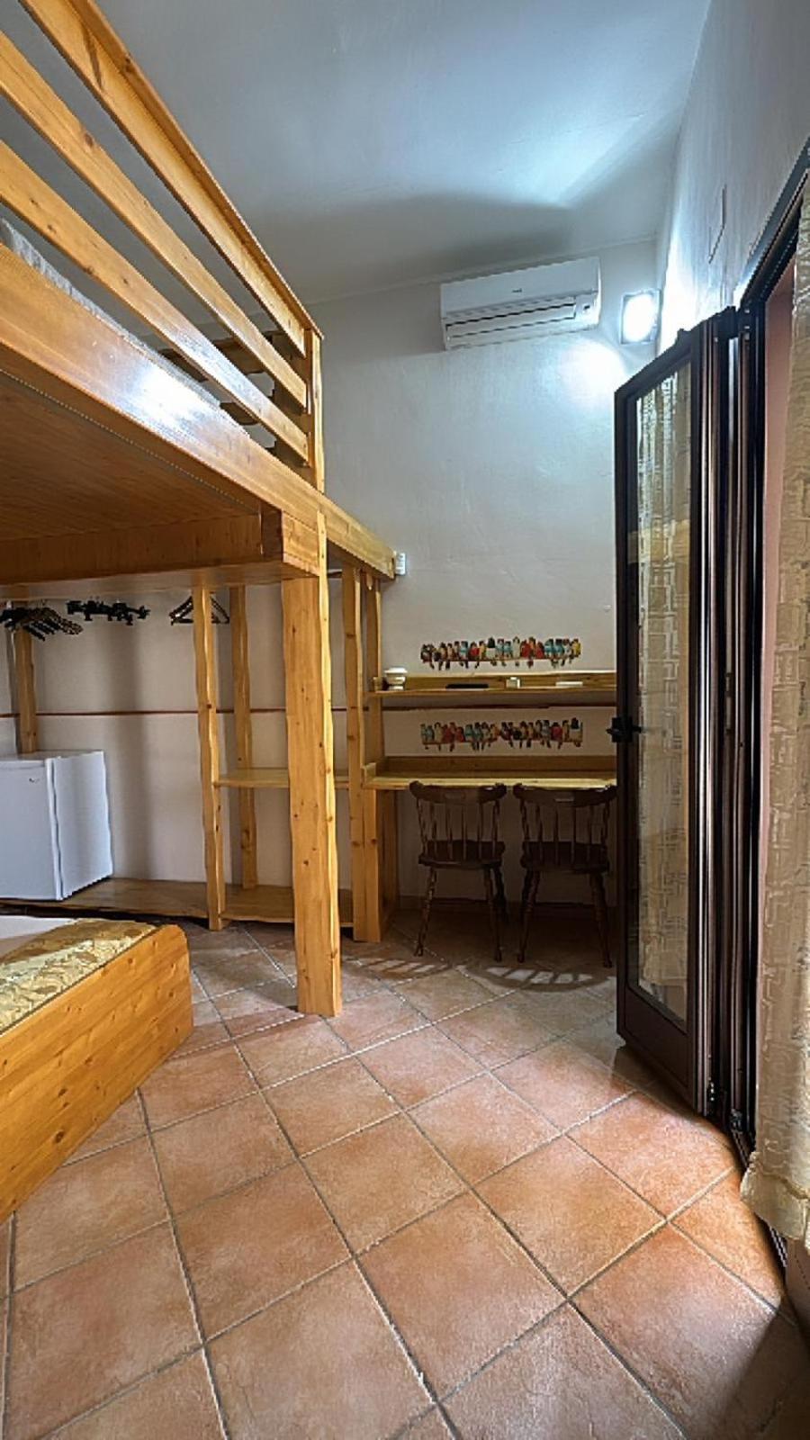 Bed and Breakfast A Lu Fanizza Кутроф'яно Екстер'єр фото